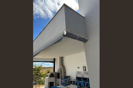 Casa de condomínio para alugar com 215m², 4 quartos e 6 vagasÁrea externa