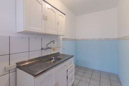 Cozinha de apartamento para alugar com 1 quarto, 37m² em São João, Porto Alegre
