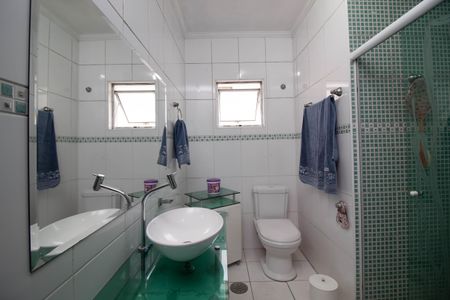 Casa à venda com 203m², 3 quartos e 2 vagas Casa à venda com 203m², 3 quartos e 2 vagasBanheiro 1