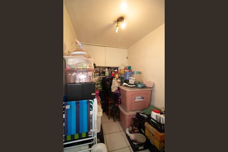 Casa à venda com 203m², 3 quartos e 2 vagas Casa à venda com 203m², 3 quartos e 2 vagasQuarto de Serviço