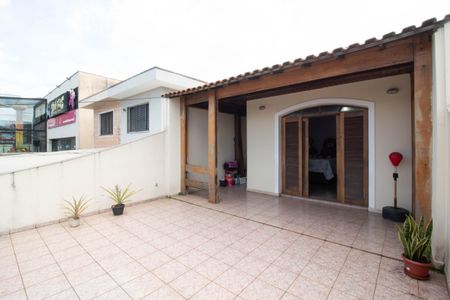 Casa à venda com 203m², 3 quartos e 2 vagas Casa à venda com 203m², 3 quartos e 2 vagasVaranda - Quarto 1