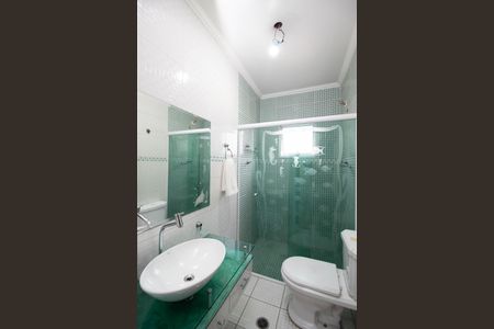 Casa à venda com 203m², 3 quartos e 2 vagas Casa à venda com 203m², 3 quartos e 2 vagasBanheiro 2