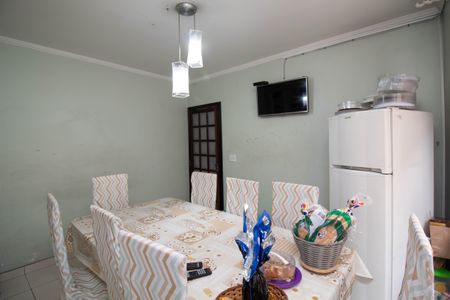 Casa à venda com 203m², 3 quartos e 2 vagas Casa à venda com 203m², 3 quartos e 2 vagasSala de Jantar