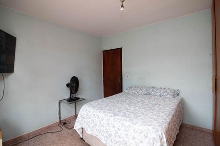 Casa à venda com 203m², 3 quartos e 2 vagas Casa à venda com 203m², 3 quartos e 2 vagasQuarto 3