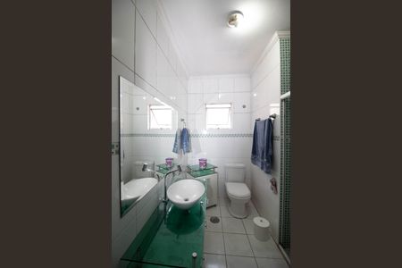 Casa à venda com 203m², 3 quartos e 2 vagas Casa à venda com 203m², 3 quartos e 2 vagasBanheiro 1