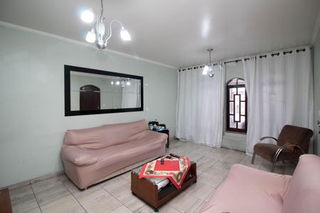 Casa à venda com 203m², 3 quartos e 2 vagas Casa à venda com 203m², 3 quartos e 2 vagasSala