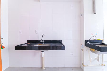 Apartamento para alugar com 36m², 2 quartos e sem vaga Apartamento para alugar com 36m², 2 quartos e sem vagaCozinha e Área de Serviço