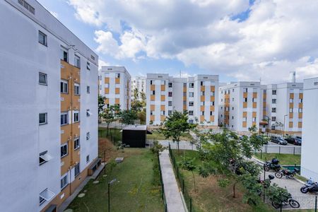 Vista Quarto 1 de apartamento para alugar com 2 quartos, 45m² em Parque Taipas, São Paulo
