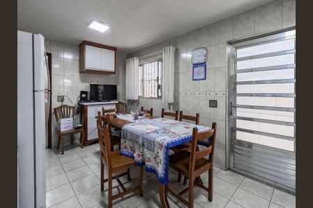 Casa à venda com 200m², 3 quartos e 2 vagas