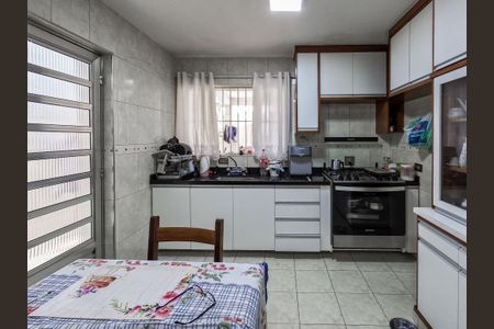 Casa à venda com 200m², 3 quartos e 2 vagas