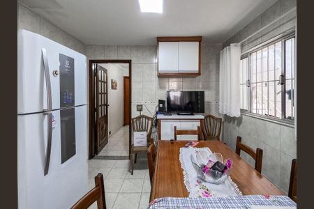 Casa à venda com 200m², 3 quartos e 2 vagas