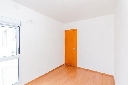 Quarto 1 de apartamento para alugar com 2 quartos, 64m² em Jardim Itu, Porto Alegre