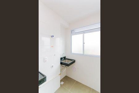 Área de serviço de apartamento para alugar com 2 quartos, 64m² em Jardim Itu, Porto Alegre