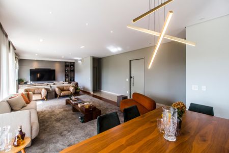 Apartamento à venda com 284m², 3 quartos e 5 vagas Apartamento à venda com 284m², 3 quartos e 5 vagasSala