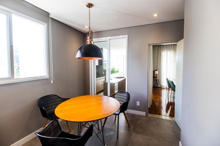 Apartamento à venda com 284m², 3 quartos e 5 vagas Apartamento à venda com 284m², 3 quartos e 5 vagasCopa