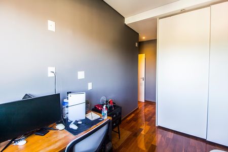 Apartamento à venda com 284m², 3 quartos e 5 vagas Apartamento à venda com 284m², 3 quartos e 5 vagasSuíte 3