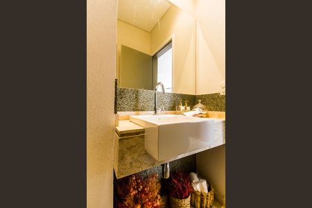 Apartamento à venda com 284m², 3 quartos e 5 vagas Apartamento à venda com 284m², 3 quartos e 5 vagasLavabo