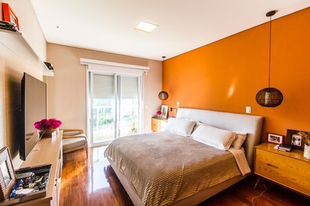 Apartamento à venda com 284m², 3 quartos e 5 vagas Apartamento à venda com 284m², 3 quartos e 5 vagasSuíte master