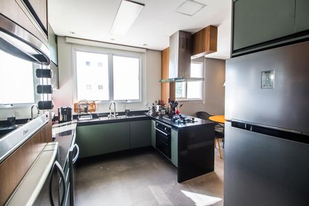 Apartamento à venda com 284m², 3 quartos e 5 vagas Apartamento à venda com 284m², 3 quartos e 5 vagasCozinha