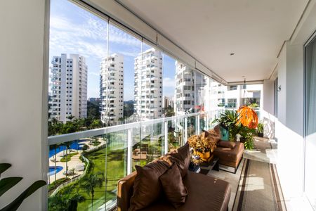 Varanda de apartamento à venda com 3 quartos, 284m² em Tamboré, Santana de Parnaíba