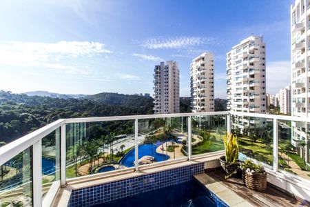 Apartamento à venda com 284m², 3 quartos e 5 vagas Apartamento à venda com 284m², 3 quartos e 5 vagasPiscina