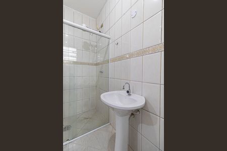 Casa para alugar com 110m², 2 quartos e 1 vaga Casa para alugar com 110m², 2 quartos e 1 vagaBanheiro 1