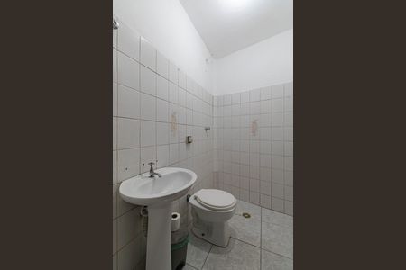 Casa para alugar com 110m², 2 quartos e 1 vaga Casa para alugar com 110m², 2 quartos e 1 vagaBanheiro 2