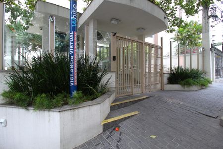Apartamento para alugar com 37m², 1 quarto e 1 vagaFachada