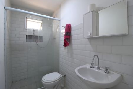 Banheiro de apartamento para alugar com 1 quarto, 37m² em Indianópolis, São Paulo