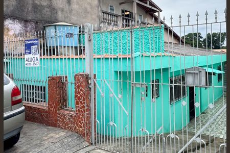 Casa para alugar com 104m², 2 quartos e sem vagaFachada 