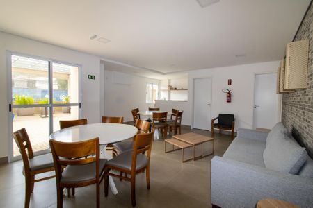 Apartamento para alugar com 42m², 1 quarto e 1 vaga Apartamento para alugar com 42m², 1 quarto e 1 vagaÁrea comum - Salão de festas