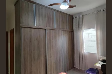 Casa à venda com 151m², 3 quartos e 3 vagas Casa à venda com 151m², 3 quartos e 3 vagasFoto 06