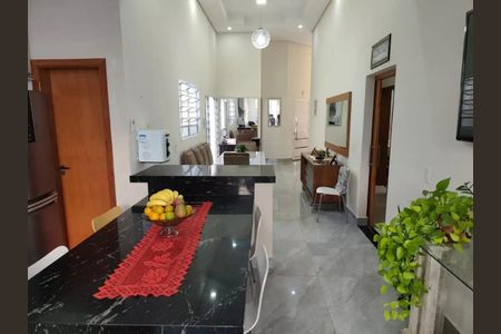 Casa à venda com 3 quartos, 151m² em Jardim Nossa Senhora Auxiliadora, Campinas