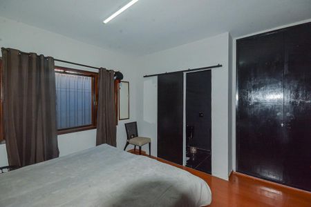 Casa à venda com 300m², 3 quartos e 3 vagasQuarto 2