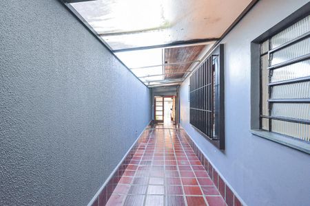 Casa à venda com 300m², 3 quartos e 3 vagasBanheiro Corredor