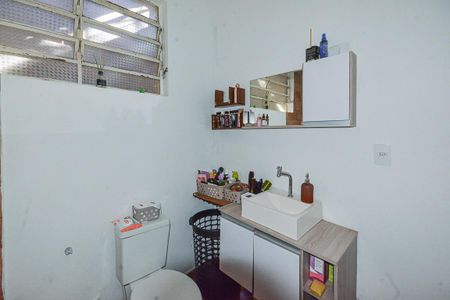 Casa à venda com 300m², 3 quartos e 3 vagasBanheiro da Suíte