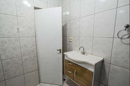 Casa à venda com 228m², 3 quartos e 2 vagasBanheiro da Suíte