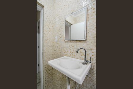 Casa à venda com 228m², 3 quartos e 2 vagasLavabo