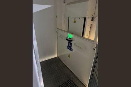 Foto 09 de casa para alugar com 6 quartos, 480m² em Ipiranga, São Paulo