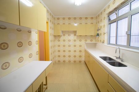 Casa para alugar com 140m², 3 quartos e 4 vagas