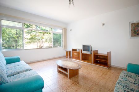 Casa para alugar com 3 quartos, 140m² em Vila Madalena, São Paulo