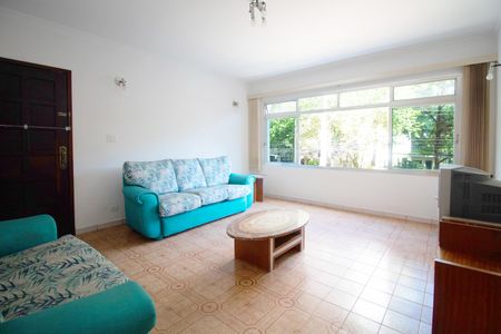 Casa para alugar com 140m², 3 quartos e 4 vagas