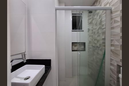Banheiro  de apartamento para alugar com 1 quarto, 30m² em Botafogo, Rio de Janeiro