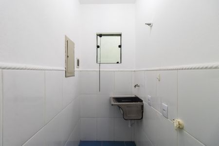 Casa para alugar com 61m², 2 quartos e sem vagaÁrea de Serviço