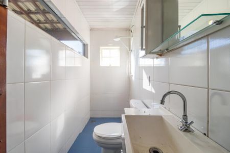 Casa para alugar com 61m², 2 quartos e sem vagaBanheiro