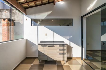 Casa para alugar com 61m², 2 quartos e sem vagaCozinha