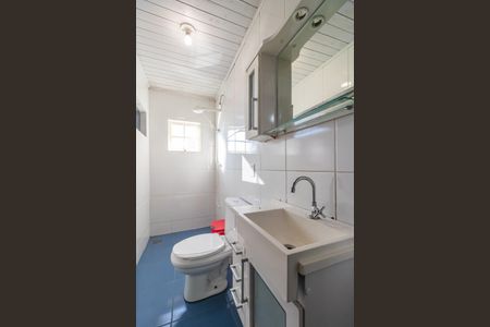 Casa para alugar com 61m², 2 quartos e sem vagaBanheiro