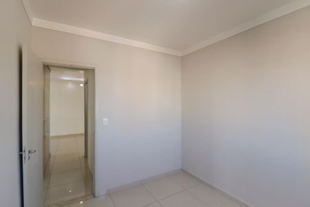 Apartamento à venda com 78m², 3 quartos e 2 vagasQuarto 2