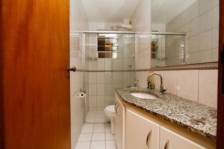 Apartamento para alugar com 85m², 2 quartos e 2 vagasBanheiro Social