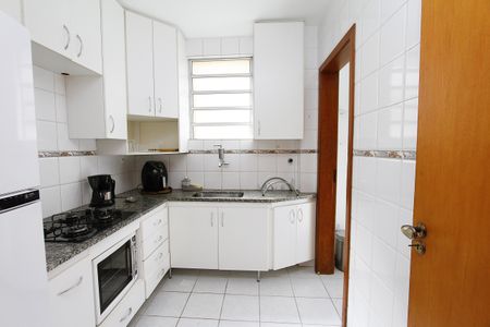 Apartamento para alugar com 85m², 2 quartos e 2 vagasCozinha